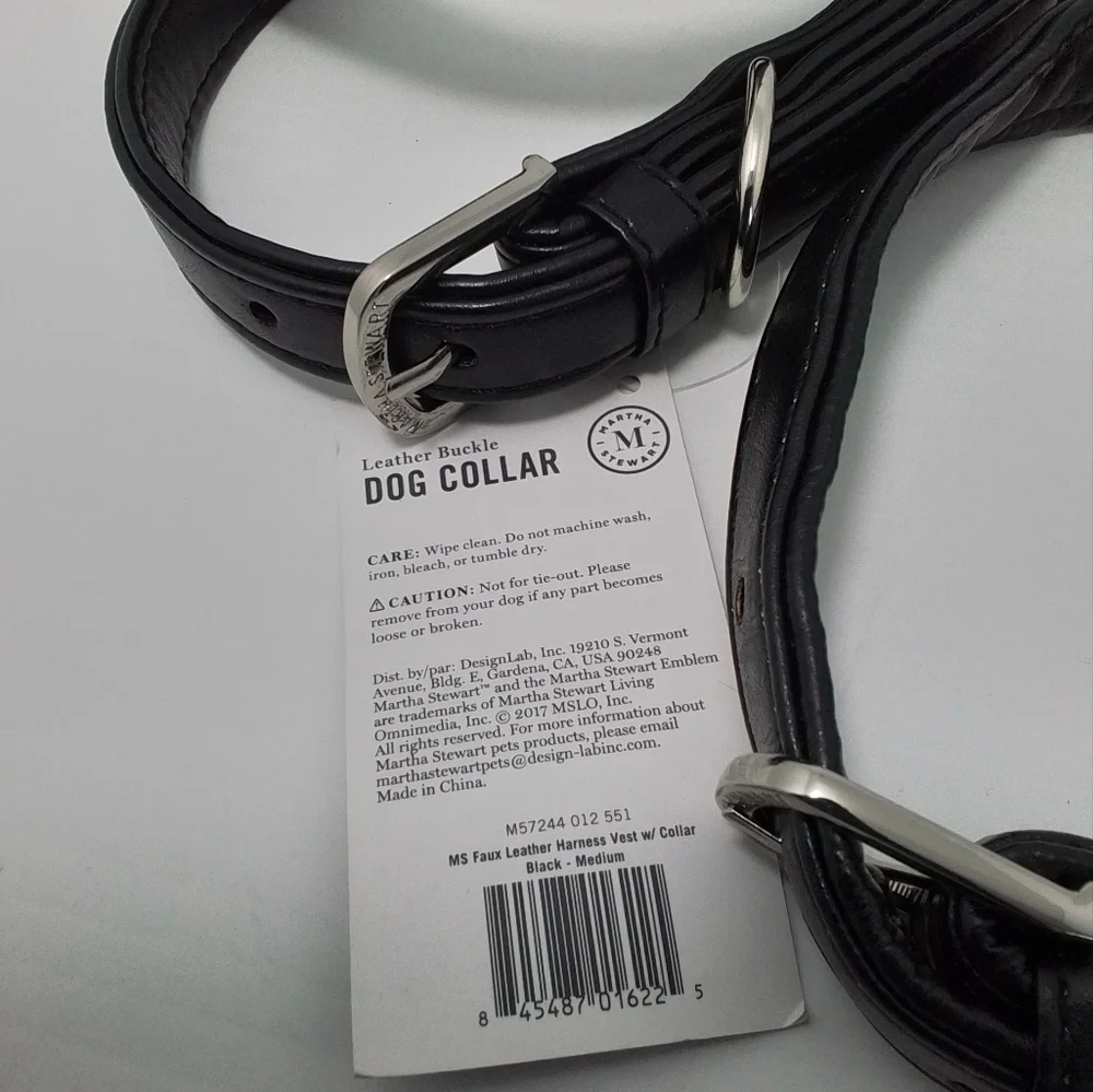 NEW Martha Stewart Leather Bucle Black Medium Dog Collar